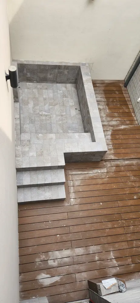 루프탑 야외 욕조 신축 타일 시공